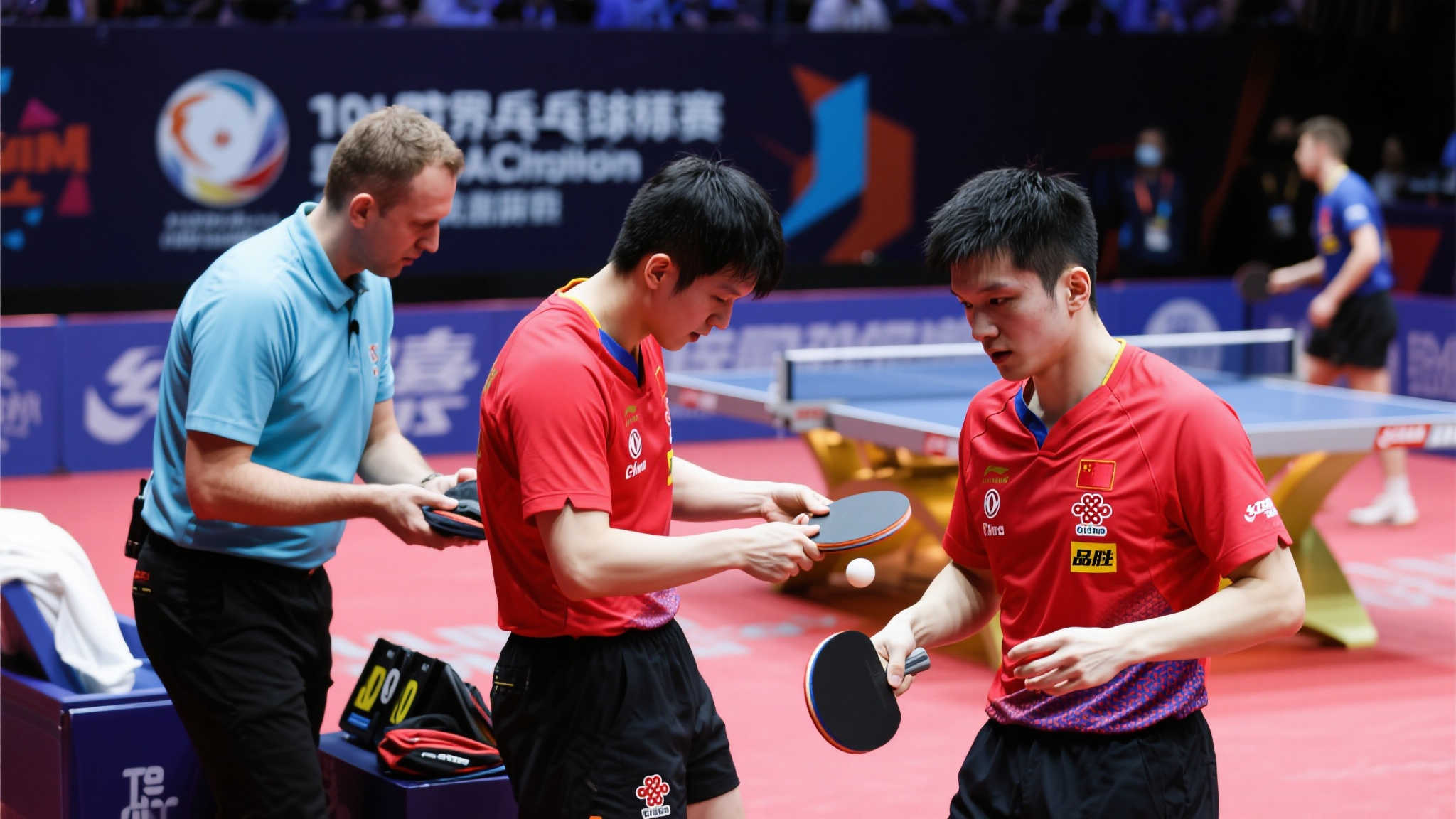 台观看比赛 台观看比赛